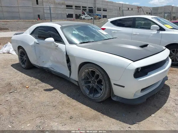 2C3CDZBT7LH243113 2020 DODGE CHALLENGER - Image 1