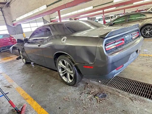 2C3CDZBT7MH546443 2021 DODGE CHALLENGER - Image 2