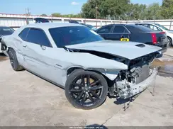 2C3CDZBT7MH572945 2021 DODGE CHALLENGER