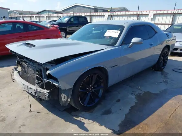 2C3CDZBT7MH572945 2021 DODGE CHALLENGER - Image 2
