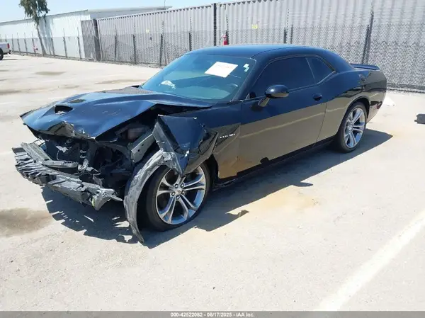 2C3CDZBT7MH583444 2021 DODGE CHALLENGER - Image 2