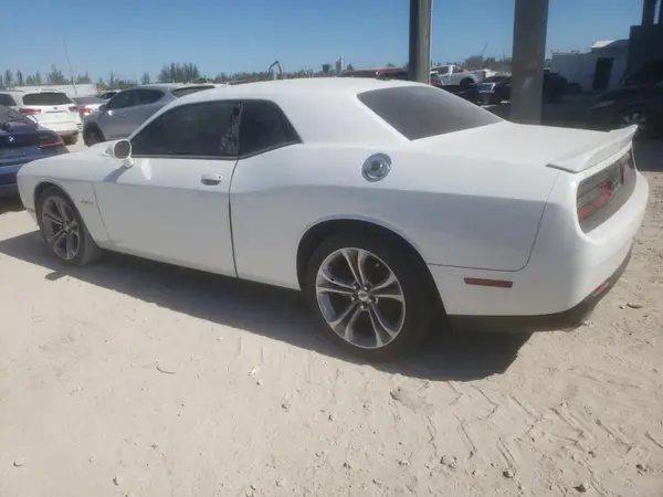 2C3CDZBT7MH583489 2021 DODGE CHALLENGER - Image 2