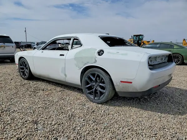 2C3CDZBT7MH623599 2021 DODGE CHALLENGER - Image 2