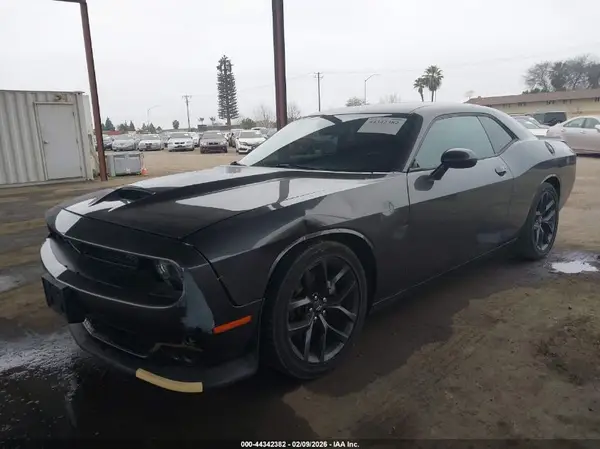 2C3CDZBT7MH646428 2021 DODGE CHALLENGER - Image 2
