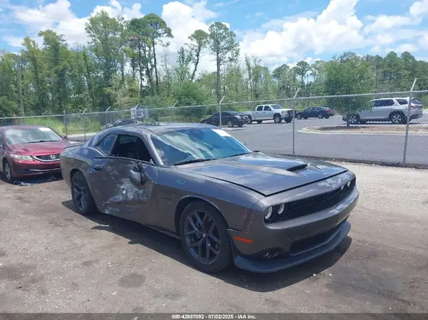 2C3CDZBT7NH204461 2022 DODGE CHALLENGER - Image 1