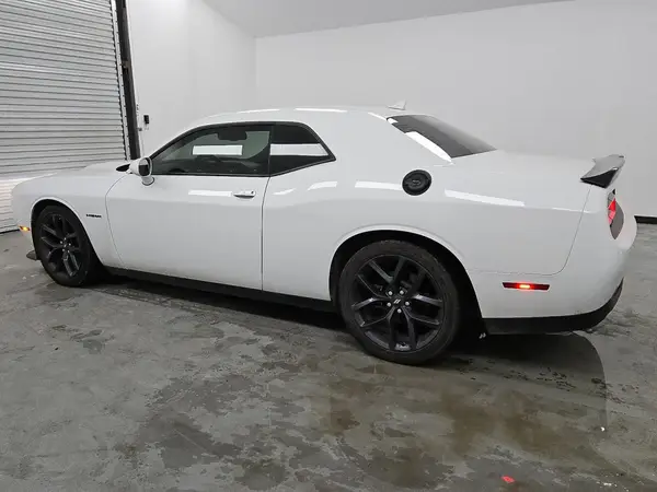 2C3CDZBT7NH242708 2022 DODGE CHALLENGER - Image 2