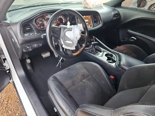 2C3CDZBT7PH606046 2023 DODGE CHALLENGER - Image 8