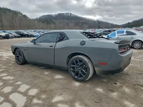 2C3CDZBT7PH630069 2023 DODGE CHALLENGER - Image 2