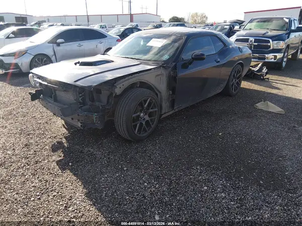 2C3CDZBT8GH102010 2016 DODGE CHALLENGER - Image 2