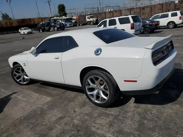 2C3CDZBT8GH143155 2016 DODGE CHALLENGER - Image 2