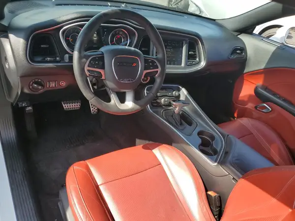 2C3CDZBT8GH143155 2016 DODGE CHALLENGER - Image 8