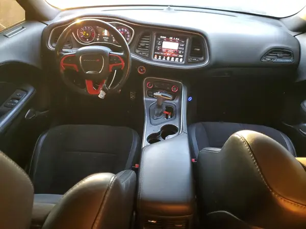 2C3CDZBT8GH210367 2016 DODGE CHALLENGER - Image 8