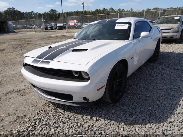2C3CDZBT8GH284405 2016 DODGE CHALLENGER - Image 2
