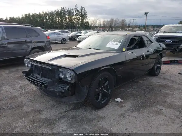 2C3CDZBT8HH545615 2017 DODGE CHALLENGER - Image 2
