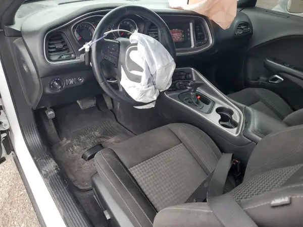 2C3CDZBT8HH548689 2017 DODGE CHALLENGER - Image 8