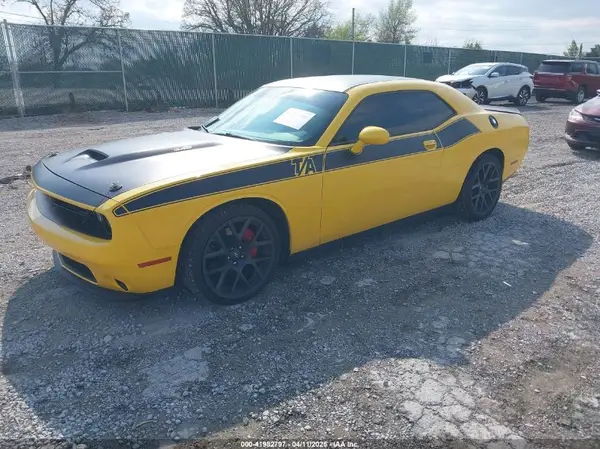 2C3CDZBT8HH560387 2017 DODGE CHALLENGER - Image 2