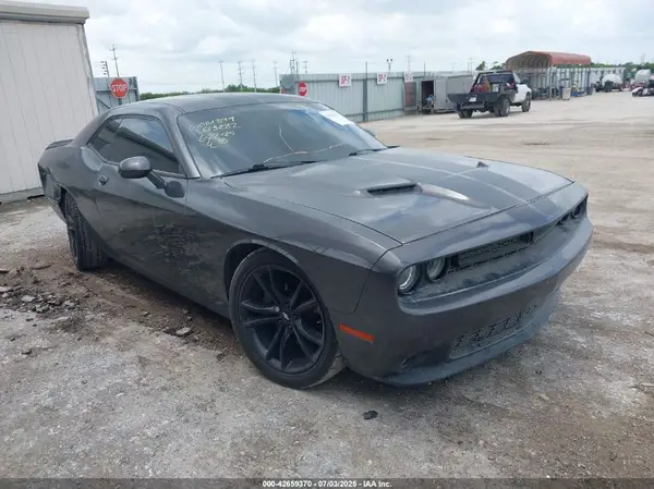2C3CDZBT8HH613282 2017 DODGE CHALLENGER - Image 1