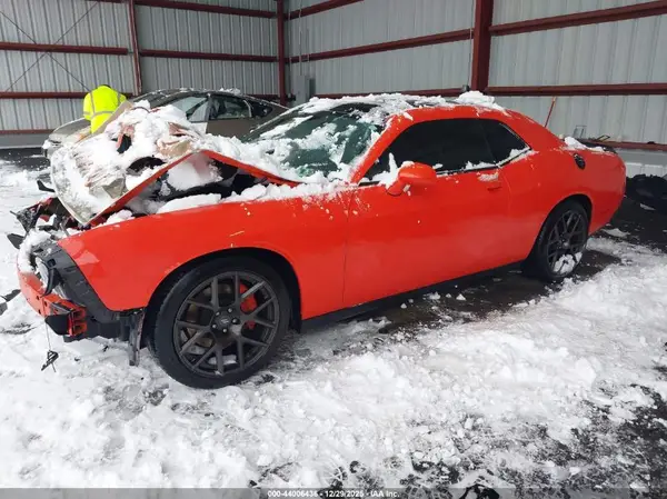 2C3CDZBT8HH632740 2017 DODGE CHALLENGER - Image 2