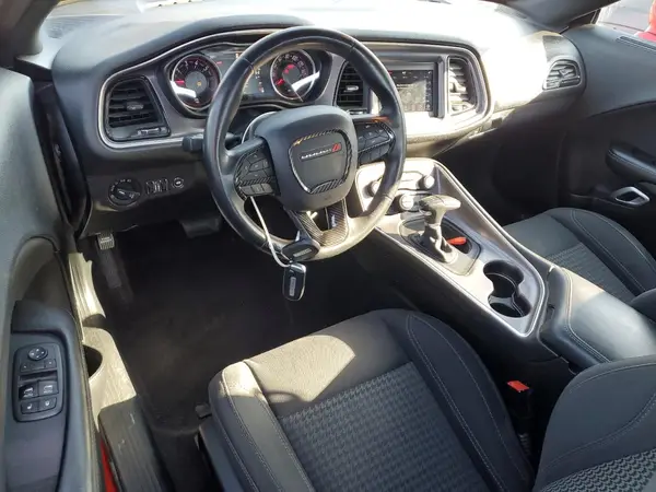 2C3CDZBT8HH648937 2017 DODGE CHALLENGER - Image 8