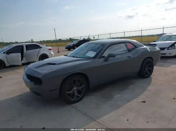 2C3CDZBT8HH666130 2017 DODGE CHALLENGER - Image 2