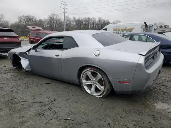 2C3CDZBT8JH211655 2018 DODGE CHALLENGER - Image 2
