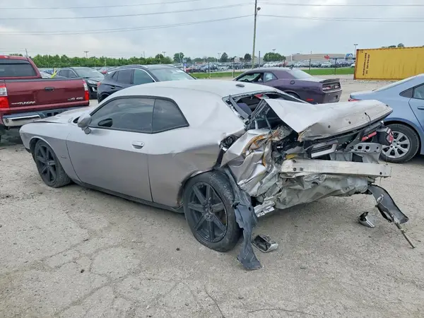 2C3CDZBT8JH225099 2018 DODGE CHALLENGER - Image 2