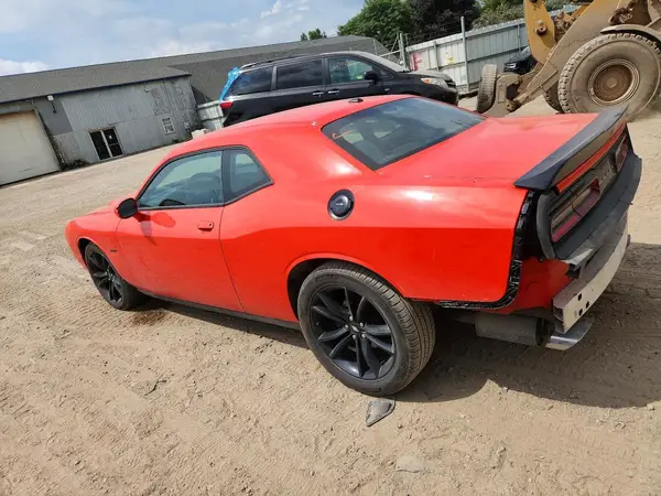 2C3CDZBT8JH251377 2018 DODGE CHALLENGER - Image 2