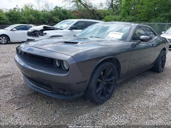 2C3CDZBT8JH271855 2018 DODGE CHALLENGER - Image 2