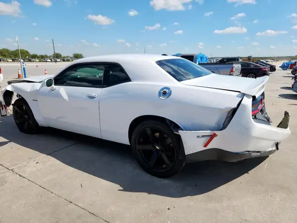 2C3CDZBT8JH305132 2018 DODGE CHALLENGER - Image 2