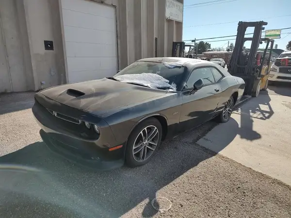 2C3CDZBT8KH524707 2019 DODGE CHALLENGER - Image 2