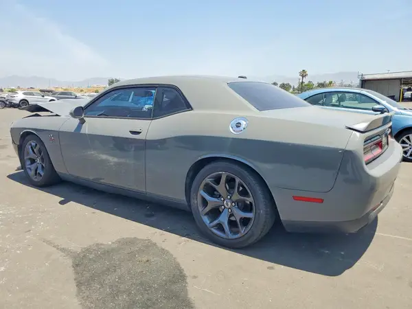 2C3CDZBT8KH550921 2019 DODGE CHALLENGER - Image 2