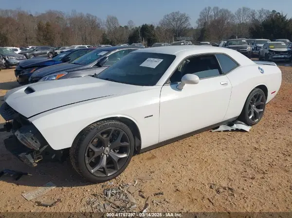 2C3CDZBT8KH550952 2019 DODGE CHALLENGER - Image 2