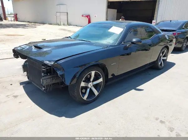 2C3CDZBT8KH641607 2019 DODGE CHALLENGER - Image 2