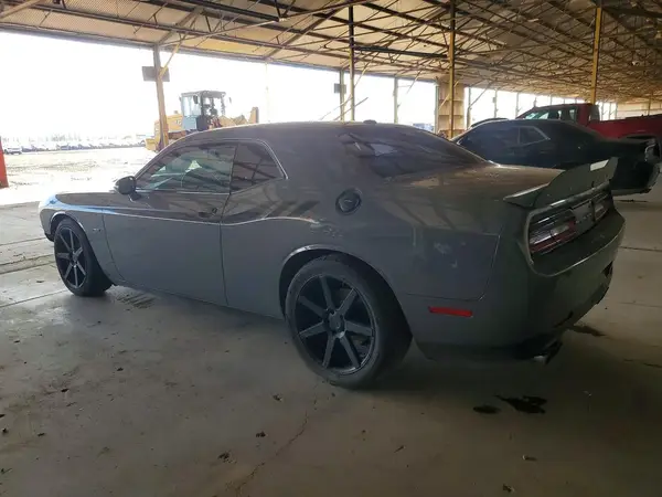 2C3CDZBT8KH642174 2019 DODGE CHALLENGER - Image 2