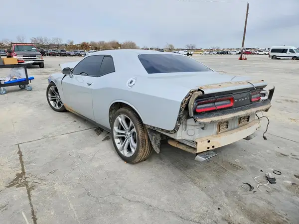 2C3CDZBT8LH125295 2020 DODGE CHALLENGER - Image 2
