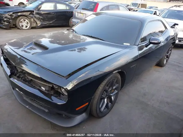 2C3CDZBT8LH182113 2020 DODGE CHALLENGER - Image 2