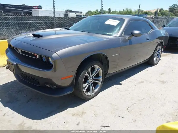 2C3CDZBT8MH526489 2021 DODGE CHALLENGER - Image 2