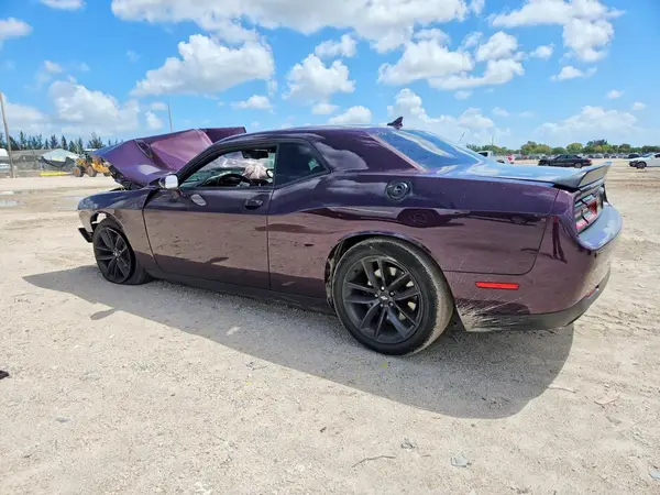 2C3CDZBT8MH572453 2021 DODGE CHALLENGER - Image 2