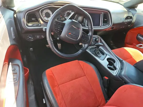 2C3CDZBT8MH615687 2021 DODGE CHALLENGER - Image 8