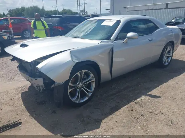 2C3CDZBT8NH105339 2022 DODGE CHALLENGER - Image 2