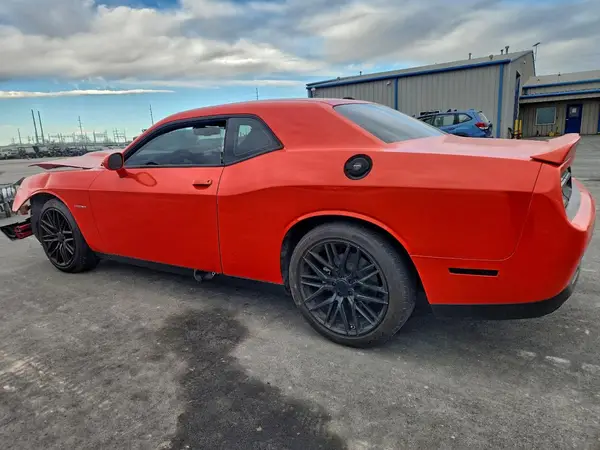 2C3CDZBT8NH128099 2022 DODGE CHALLENGER - Image 2