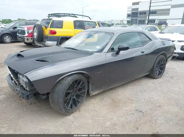 2C3CDZBT8NH144075 2022 DODGE CHALLENGER - Image 2