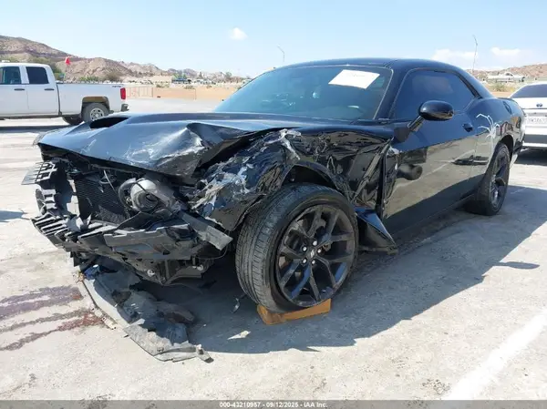 2C3CDZBT8NH171664 2022 DODGE CHALLENGER - Image 2
