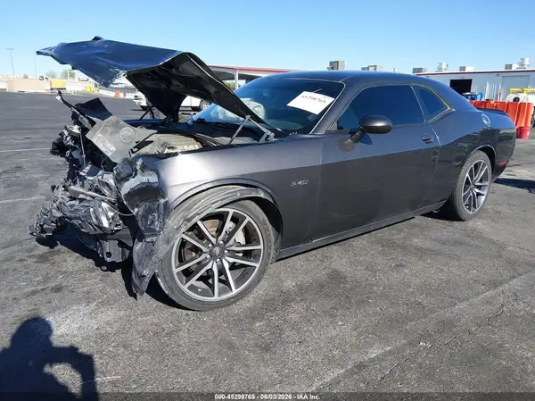 2C3CDZBT8PH504075 2023 DODGE CHALLENGER - Image 2