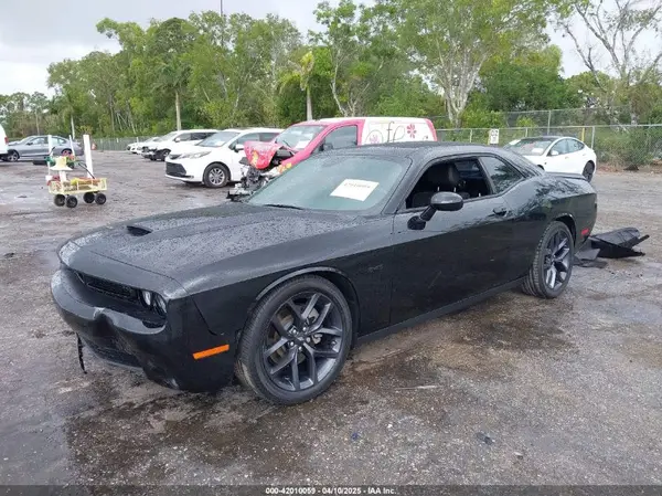 2C3CDZBT8PH605892 2023 DODGE CHALLENGER - Image 2