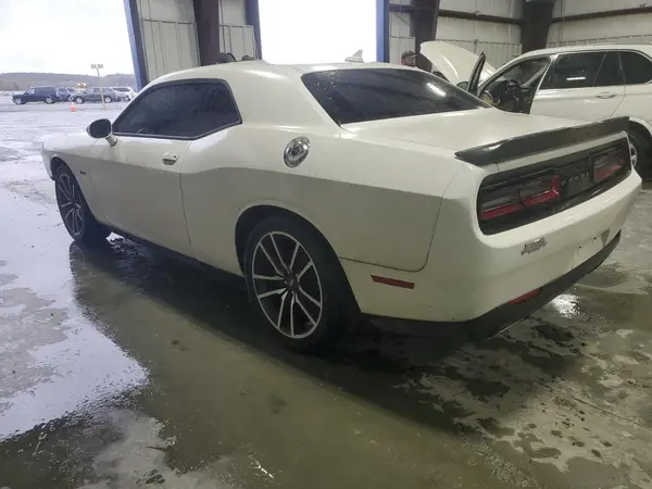 2C3CDZBT8PH692693 2023 DODGE CHALLENGER - Image 2