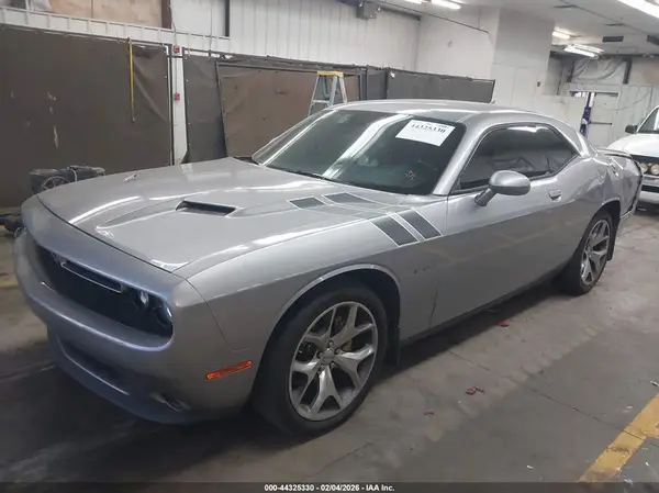 2C3CDZBT9GH102677 2016 DODGE CHALLENGER - Image 2