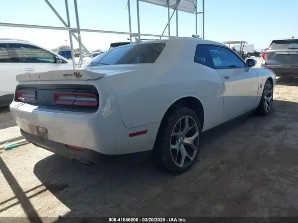 2C3CDZBT9GH114294 2016 DODGE CHALLENGER - Image 2