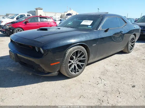 2C3CDZBT9GH218509 2016 DODGE CHALLENGER - Image 2