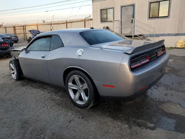 2C3CDZBT9JH130793 2018 DODGE CHALLENGER - Image 2